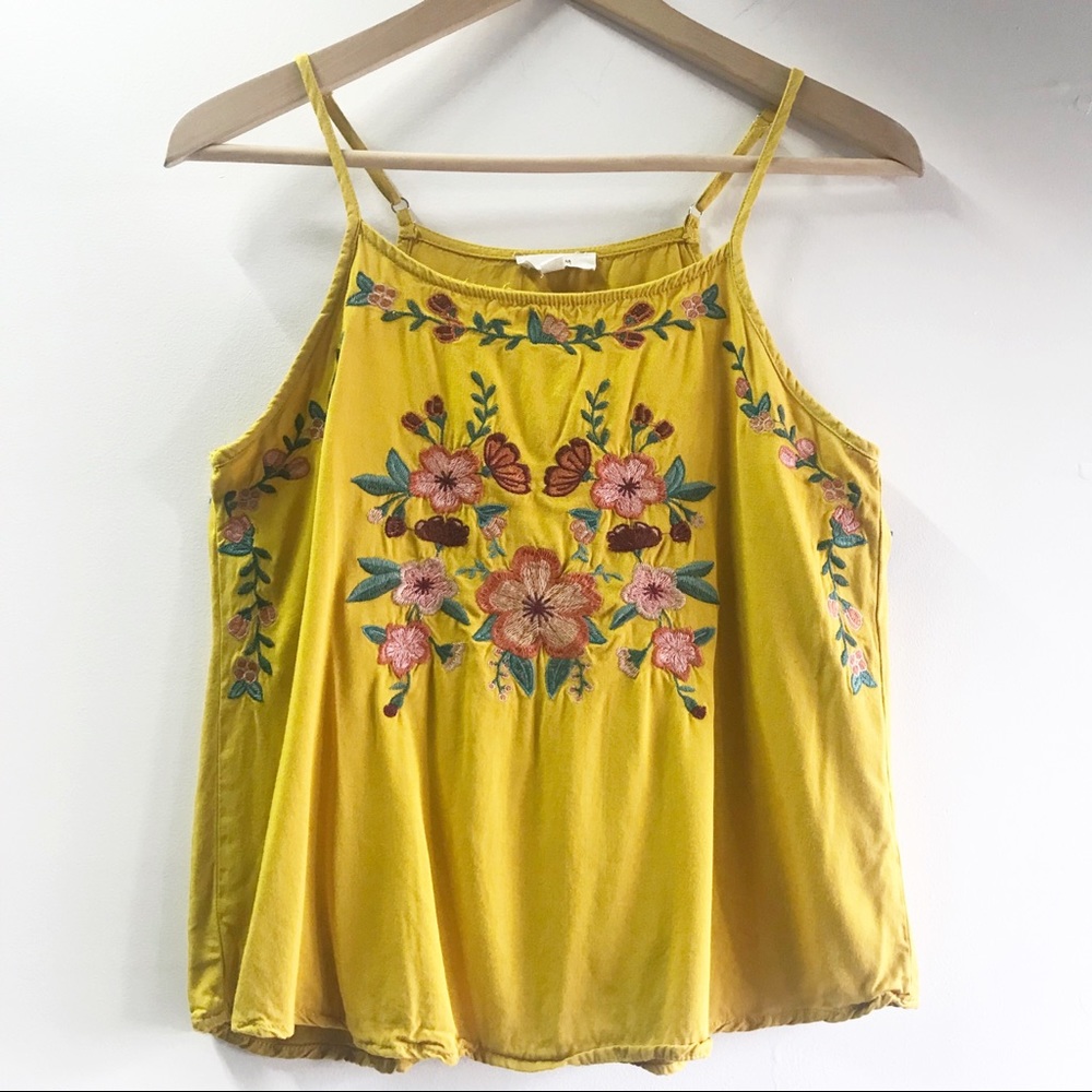 E Hanger M Mustard Yellow Embroidered Top